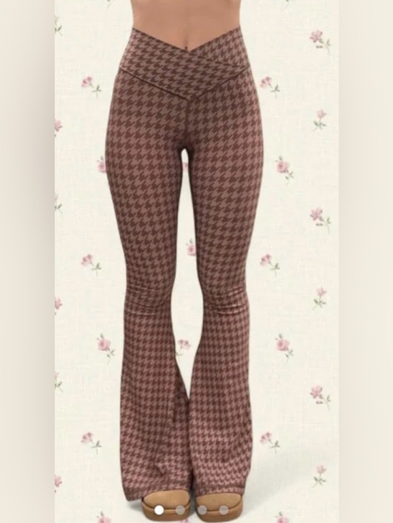 aerie Pants - Aerie High-Waist Houndstooth Flare Leggings in Brown, Size XL, NWT